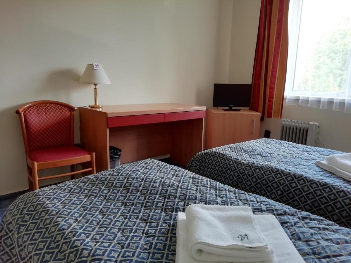 Villa Andy Прага Экстерьер фото