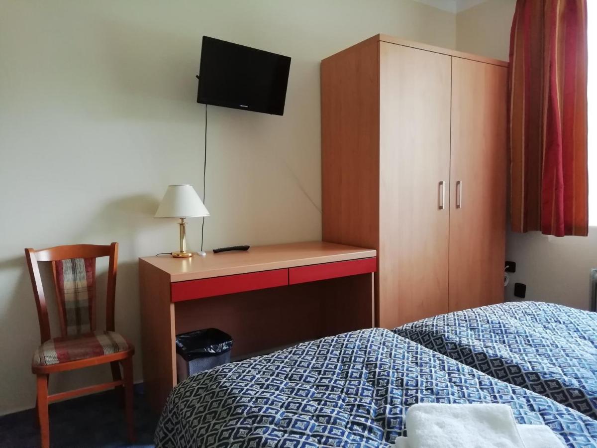 Villa Andy Прага Экстерьер фото